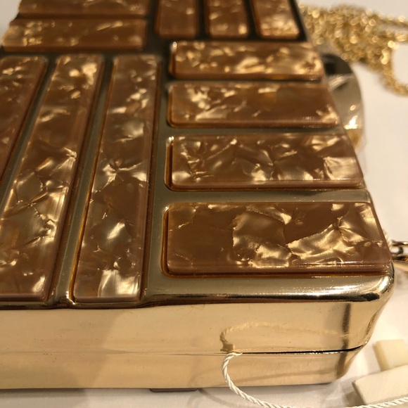 Gold Hard Case Clutch/Crossbody Purse - Picture 9 of 12